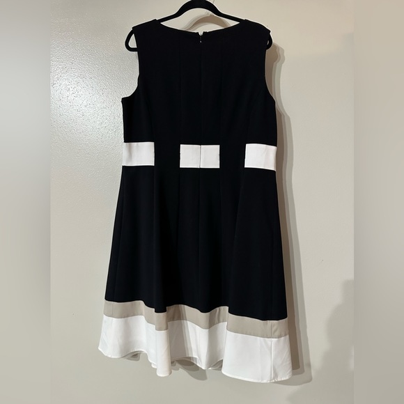 Calvin Klein Sheath Dress - Picture 2 of 3